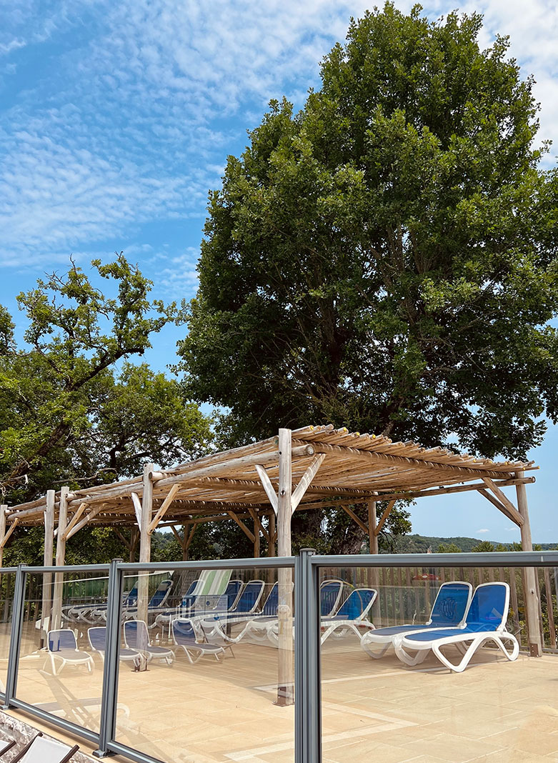 Solarium Camping 4 étoiles Dordogne Périgord